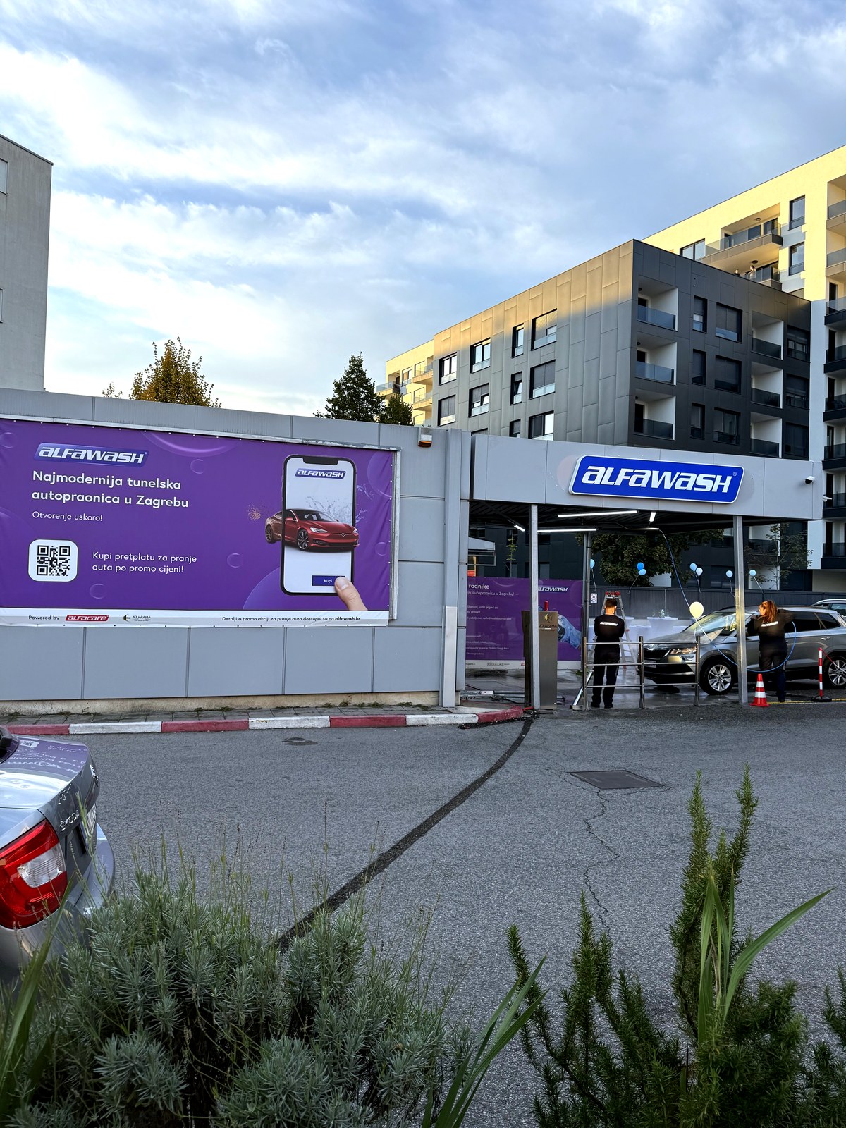 Alfawash autopraona, Zagreb